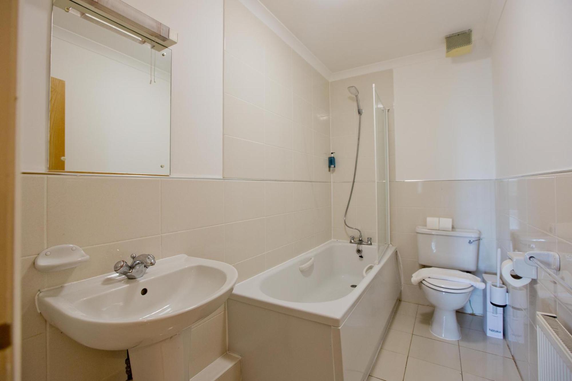 Imperial Onedin Point-Tower Hill Apartment 런던 외부 사진