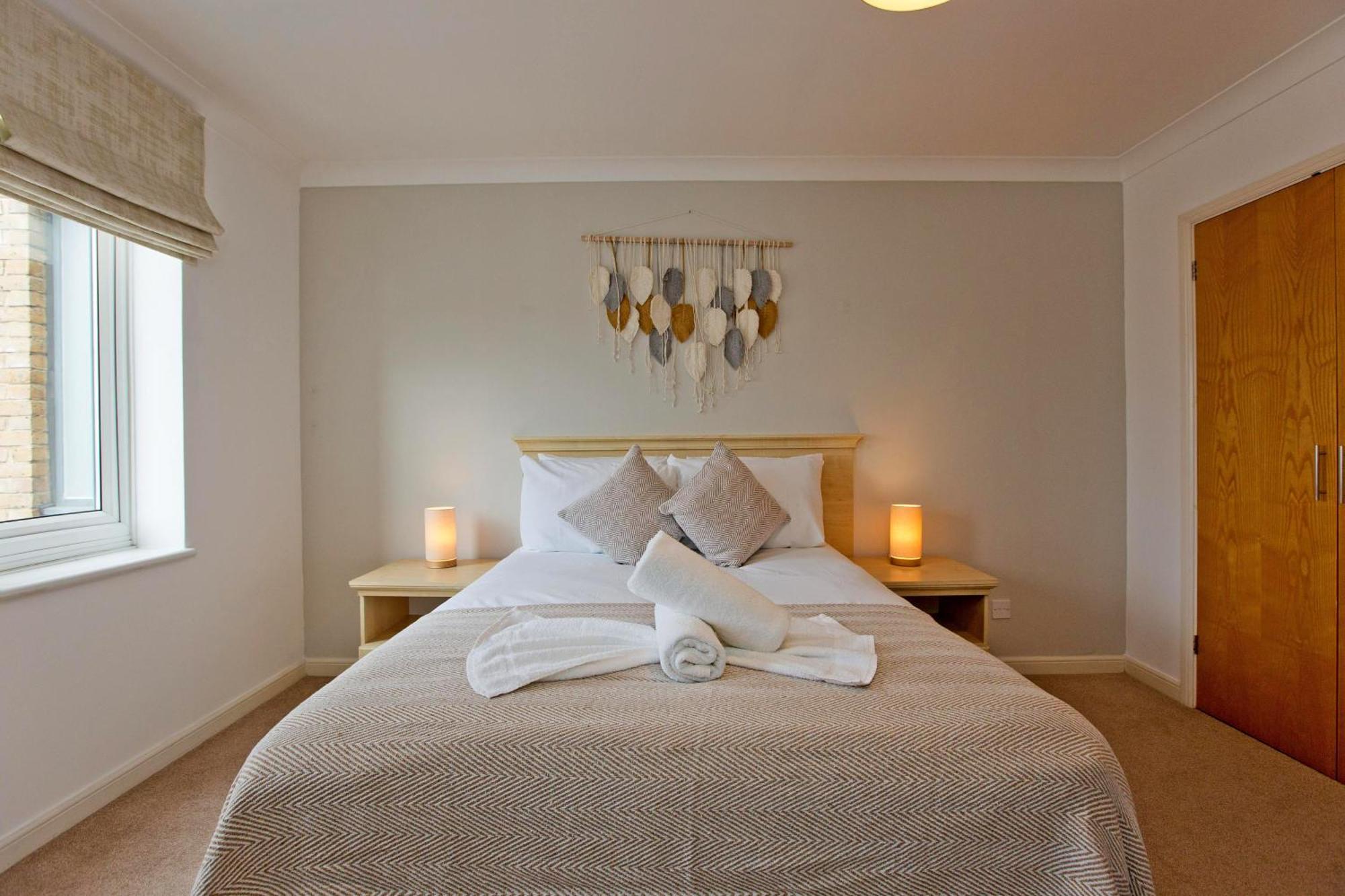 Imperial Onedin Point-Tower Hill Apartment 런던 외부 사진